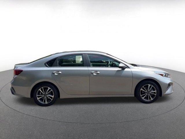 Photo of 2024 Steel Gray Kia Forte