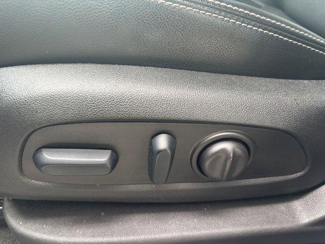 Photo of 2024 Summit White GMC Terrain