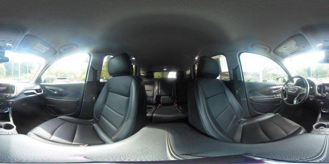 Photo of 2024 Summit White GMC Terrain