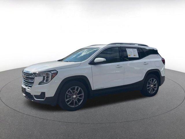 Photo of 2024 Summit White GMC Terrain