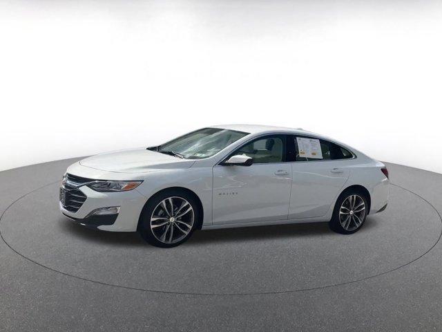 Photo of 2024 Summit White Chevrolet Malibu