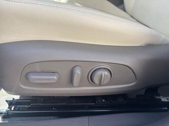 Photo of 2024 Summit White Chevrolet Malibu