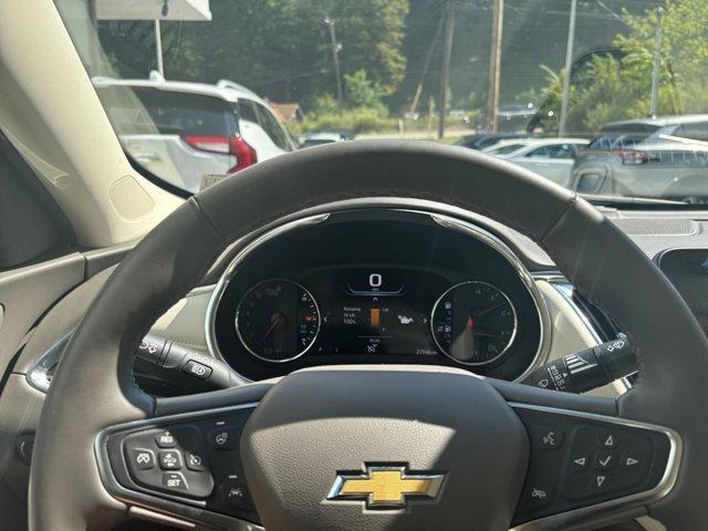 Photo of 2024 Summit White Chevrolet Malibu
