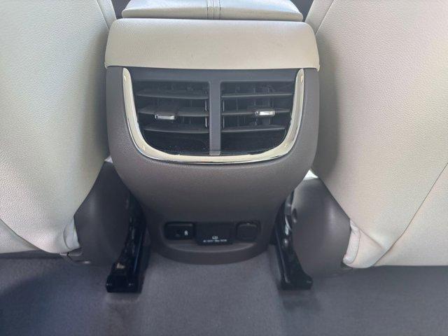 Photo of 2024 Summit White Chevrolet Malibu