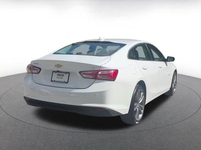 Photo of 2024 Summit White Chevrolet Malibu