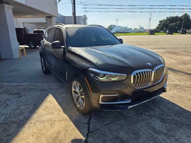 Photo of 2022 Jet Black BMW X5