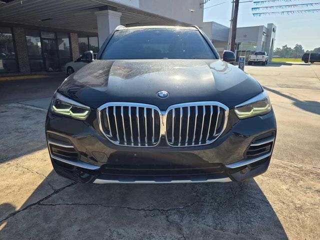 Photo of 2022 Jet Black BMW X5