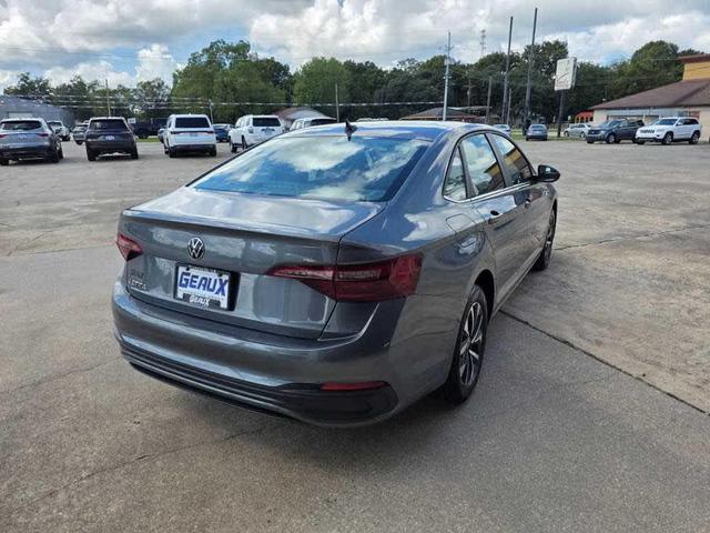 Photo of 2024 Platinum Gray Metallic Volkswagen Jetta