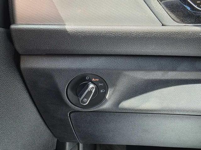 Photo of 2024 Platinum Gray Metallic Volkswagen Jetta