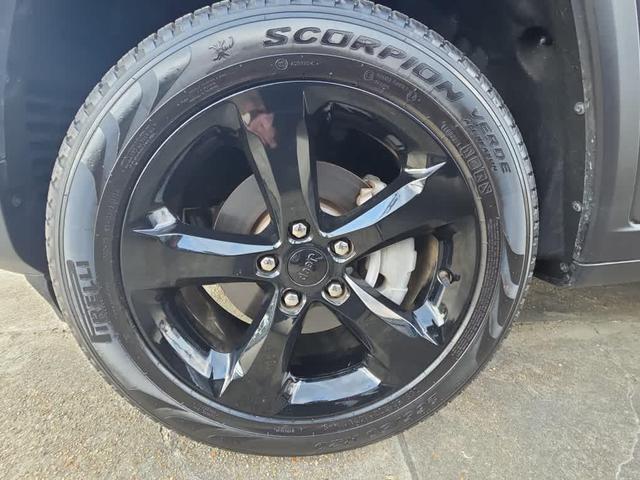 Photo of 2023 Baltic Gray Metallic Clearcoat Jeep Grand Cherokee