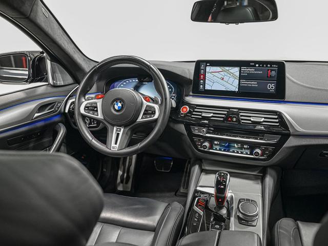 Photo of 2022 Black Sapphire Metallic BMW M5