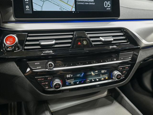Photo of 2022 Black Sapphire Metallic BMW M5