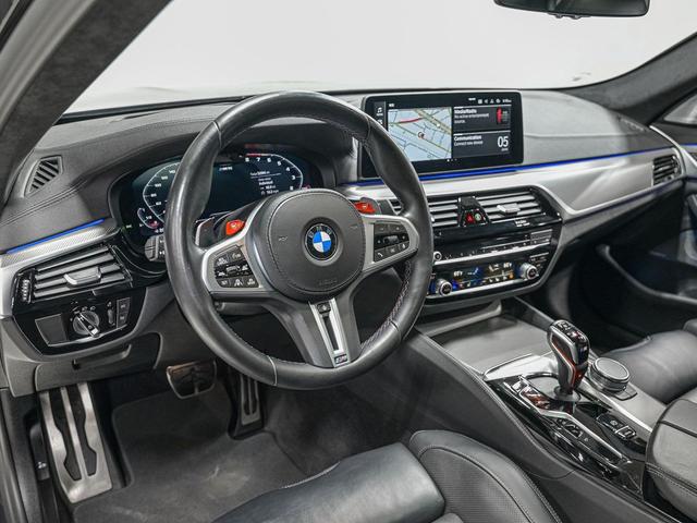 Photo of 2022 Black Sapphire Metallic BMW M5