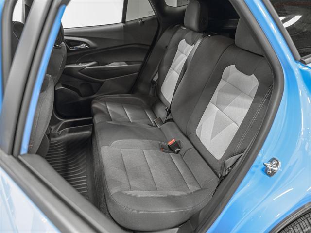 Photo of 2024 Fountain Blue Chevrolet Trax