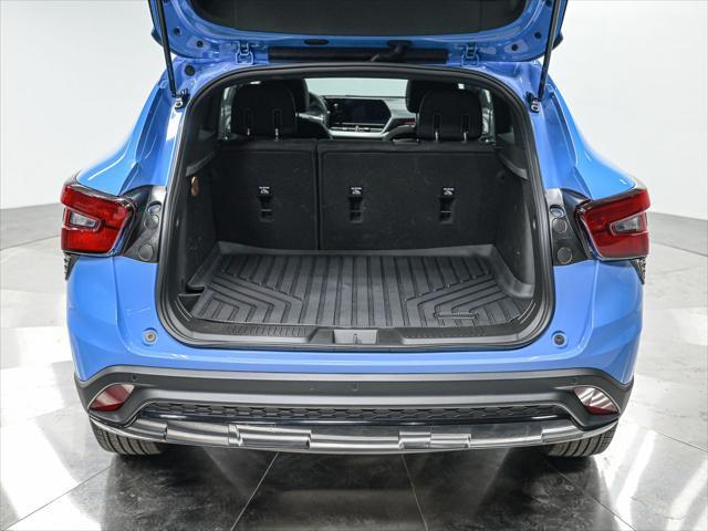Photo of 2024 Fountain Blue Chevrolet Trax
