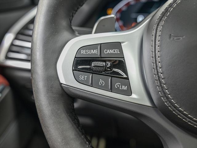 Photo of 2022 Mineral White Metallic BMW X6