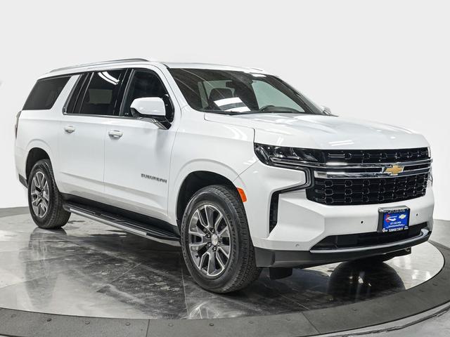 Photo of 2023 Summit White Chevrolet Suburban