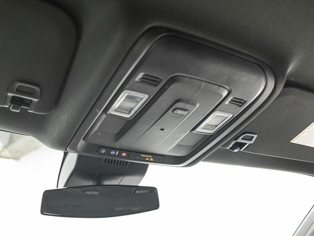 Photo of 2023 Summit White Chevrolet Suburban