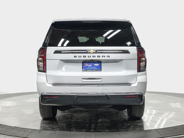 Photo of 2023 Summit White Chevrolet Suburban