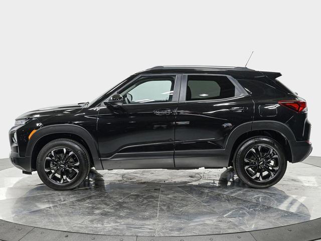 Photo of 2022 Mosaic Black Metallic Chevrolet Trailblazer