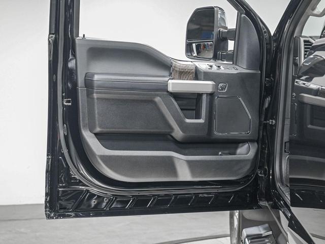 Photo of 2019 Agate Black Metallic Ford F-250