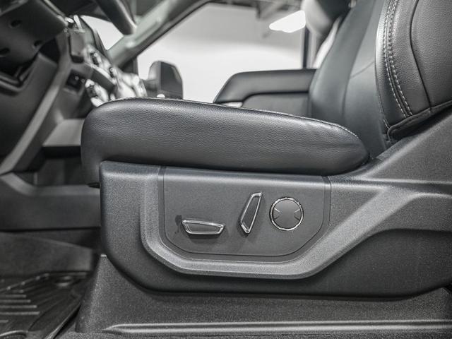 Photo of 2019 Agate Black Metallic Ford F-250