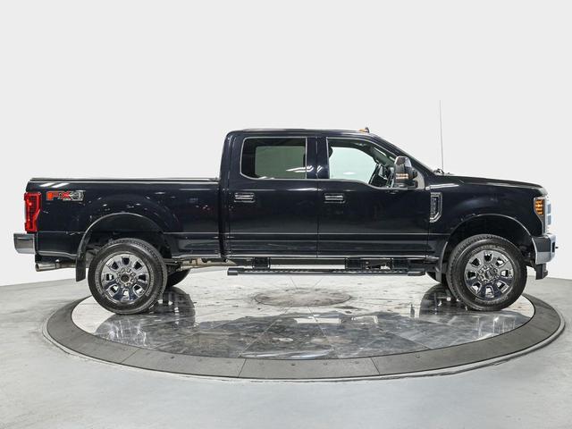 Photo of 2019 Agate Black Metallic Ford F-250