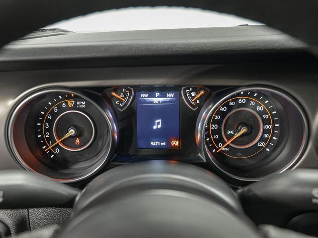 Photo of 2020 Black Clearcoat Jeep Wrangler