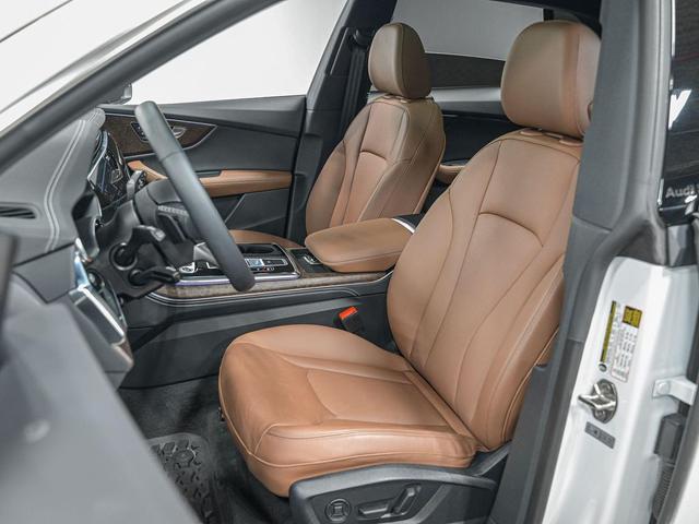 Photo of 2024 White Audi Q8