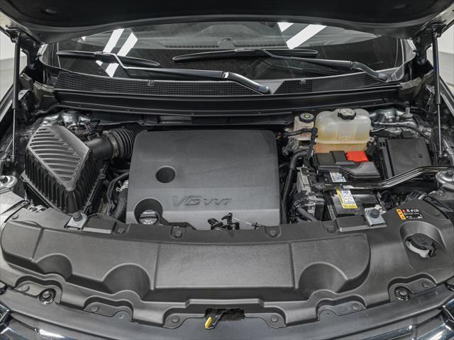 Photo of 2023 Sterling Gray Metallic Chevrolet Traverse