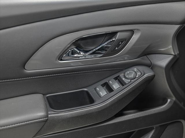 Photo of 2023 Sterling Gray Metallic Chevrolet Traverse