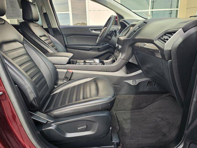 Photo of 2020 Red Ford Edge
