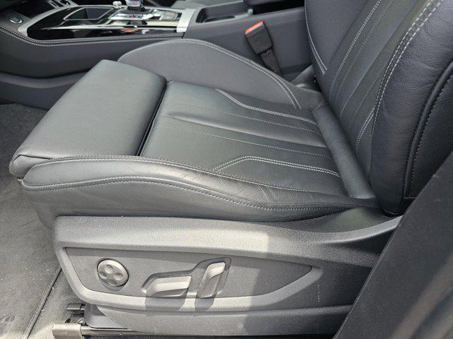 Photo of 2024 DAYTONA GRAY Audi Q5