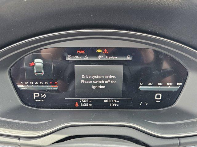 Photo of 2025 MYTHOS BLACK Audi Q5