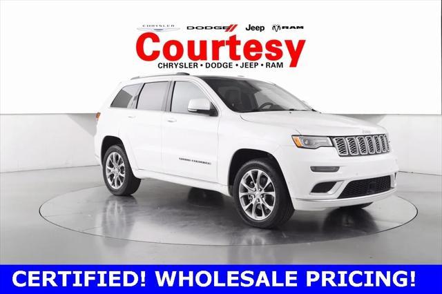 Photo of 2021 Ivory 3-Coat Jeep Grand Cherokee