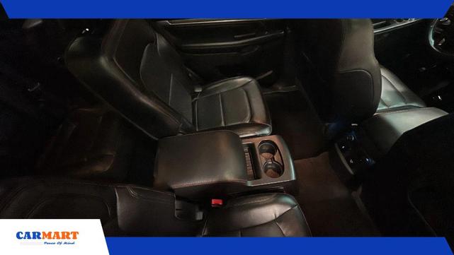 Photo of 2016 Shadow Black Ford Explorer