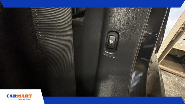 Photo of 2016 Shadow Black Ford Explorer