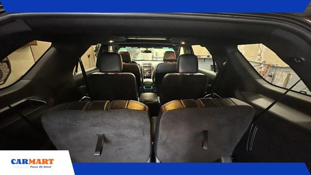 Photo of 2016 Shadow Black Ford Explorer