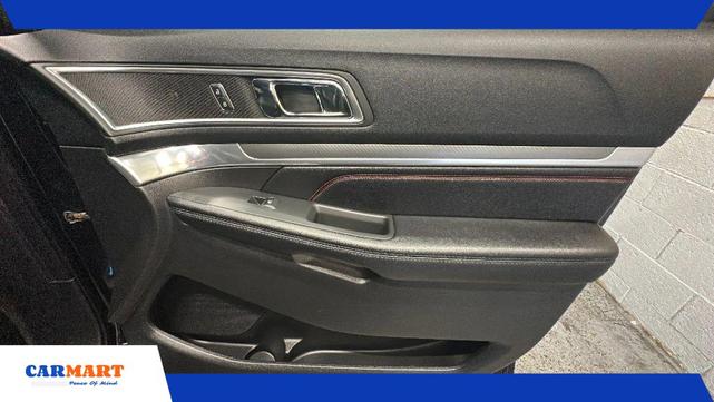 Photo of 2016 Shadow Black Ford Explorer