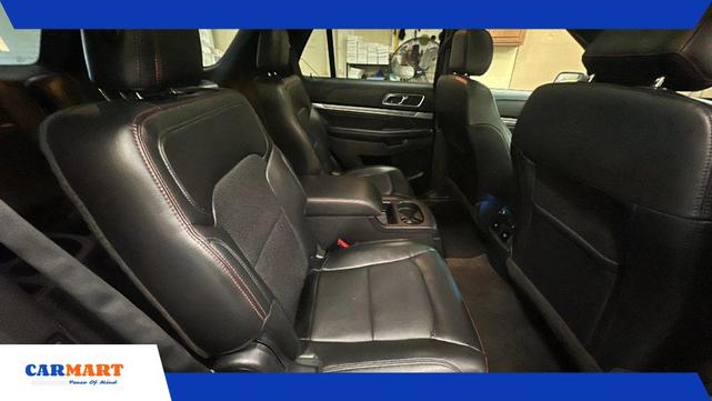 Photo of 2016 Shadow Black Ford Explorer
