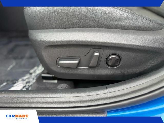 Photo of 2017 Electric Blue Hyundai ELANTRA