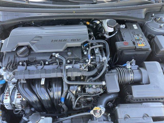 Photo of 2025 Gray Hyundai ELANTRA