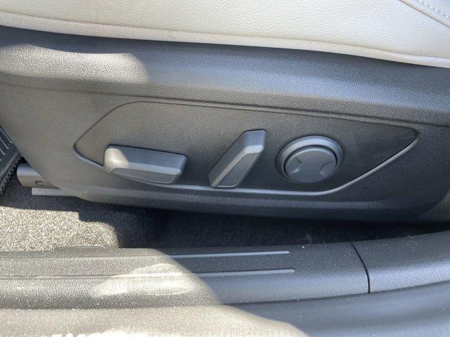 Photo of 2025 Gray Hyundai ELANTRA