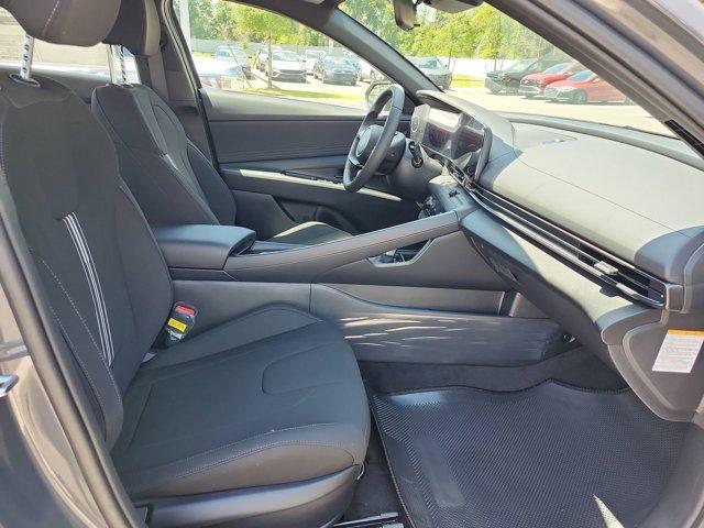 Photo of 2025 Gray Hyundai ELANTRA HEV