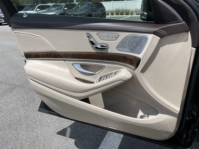 Photo of 2017 Black Mercedes-Benz S-Class