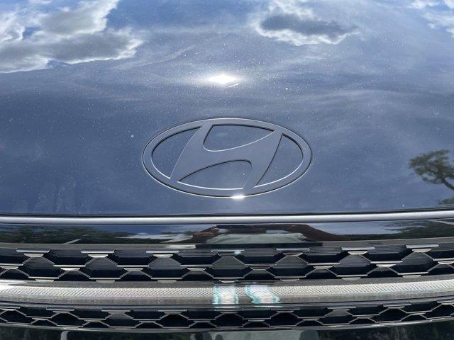 Photo of 2026 Phantom Black Hyundai SANTA FE HEV