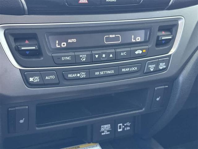 Photo of 2022 Modern Steel Metallic Honda Pilot