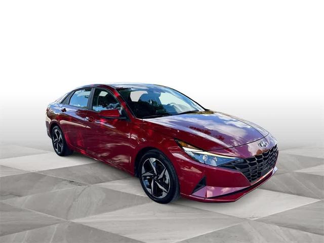 Photo of 2023 Scarlet Red Pearl Hyundai ELANTRA