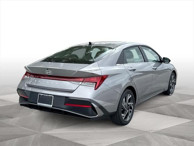 Photo of 2025 Metal Hyundai ELANTRA
