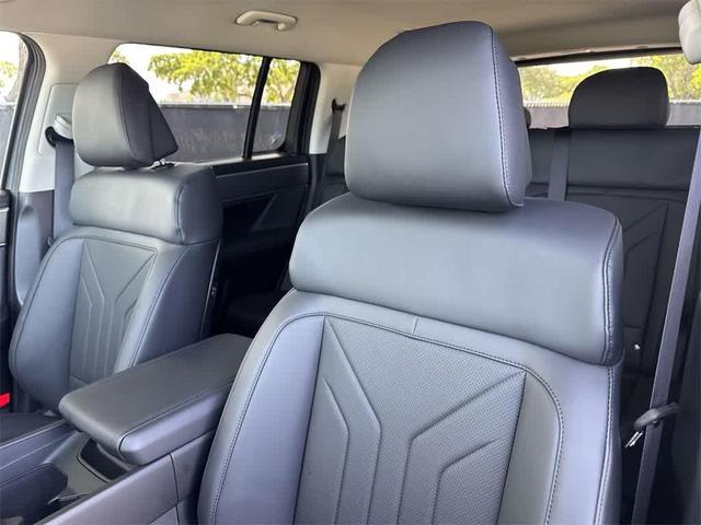 Photo of 2026 Hampton Gray Hyundai SANTA FE